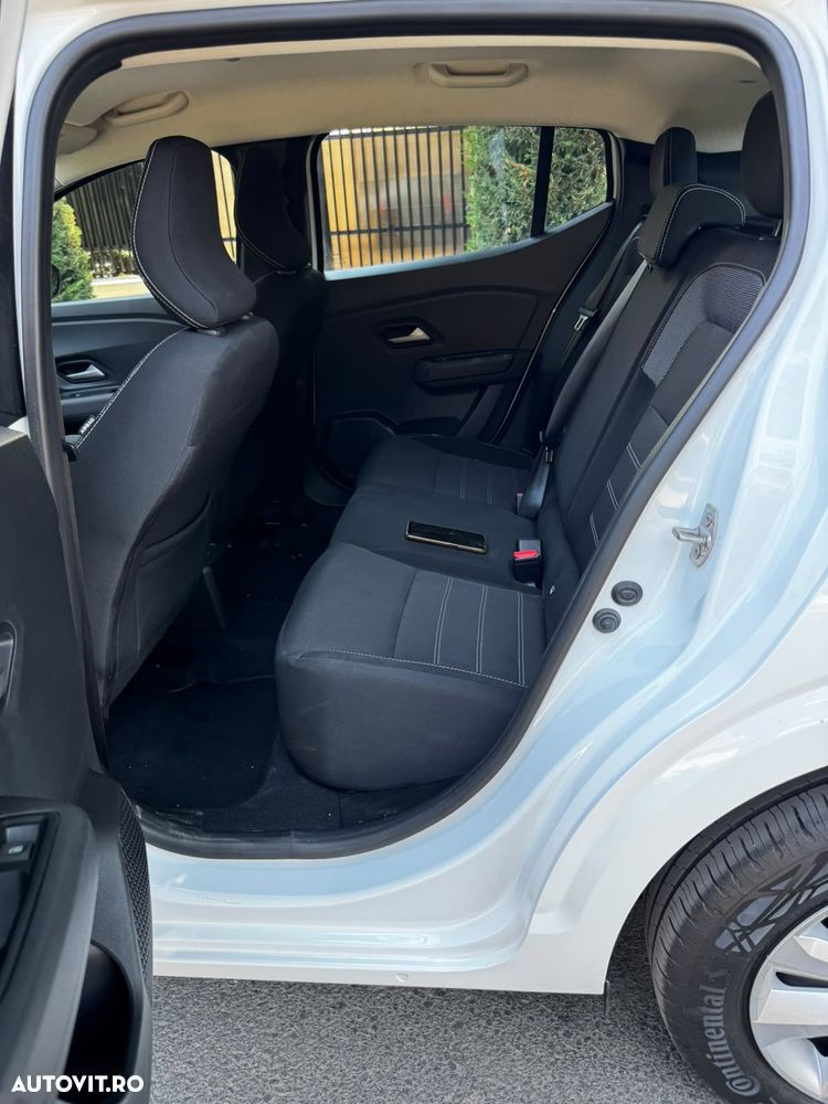 Dacia Sandero - 8