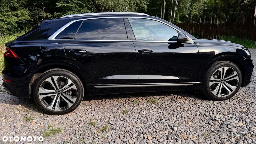 Audi Q8 55 TFSI mHEV Quattro Tiptronic - 5
