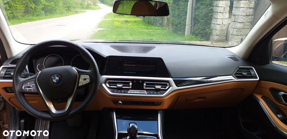 BMW Seria 3 318d Luxury Line - 6