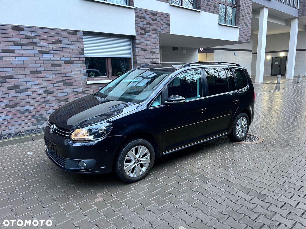 Volkswagen Touran - 13