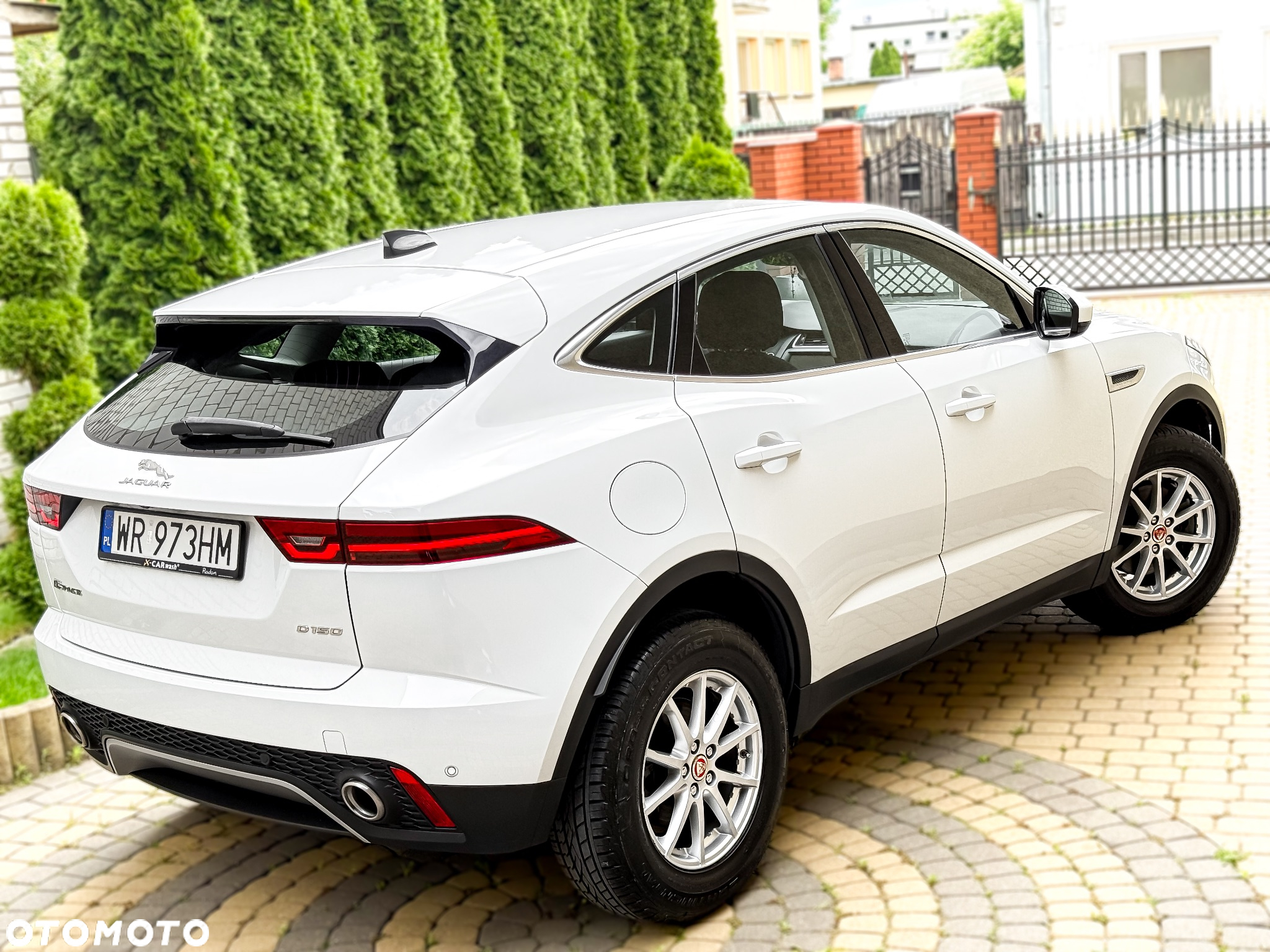 Jaguar E-Pace - 9