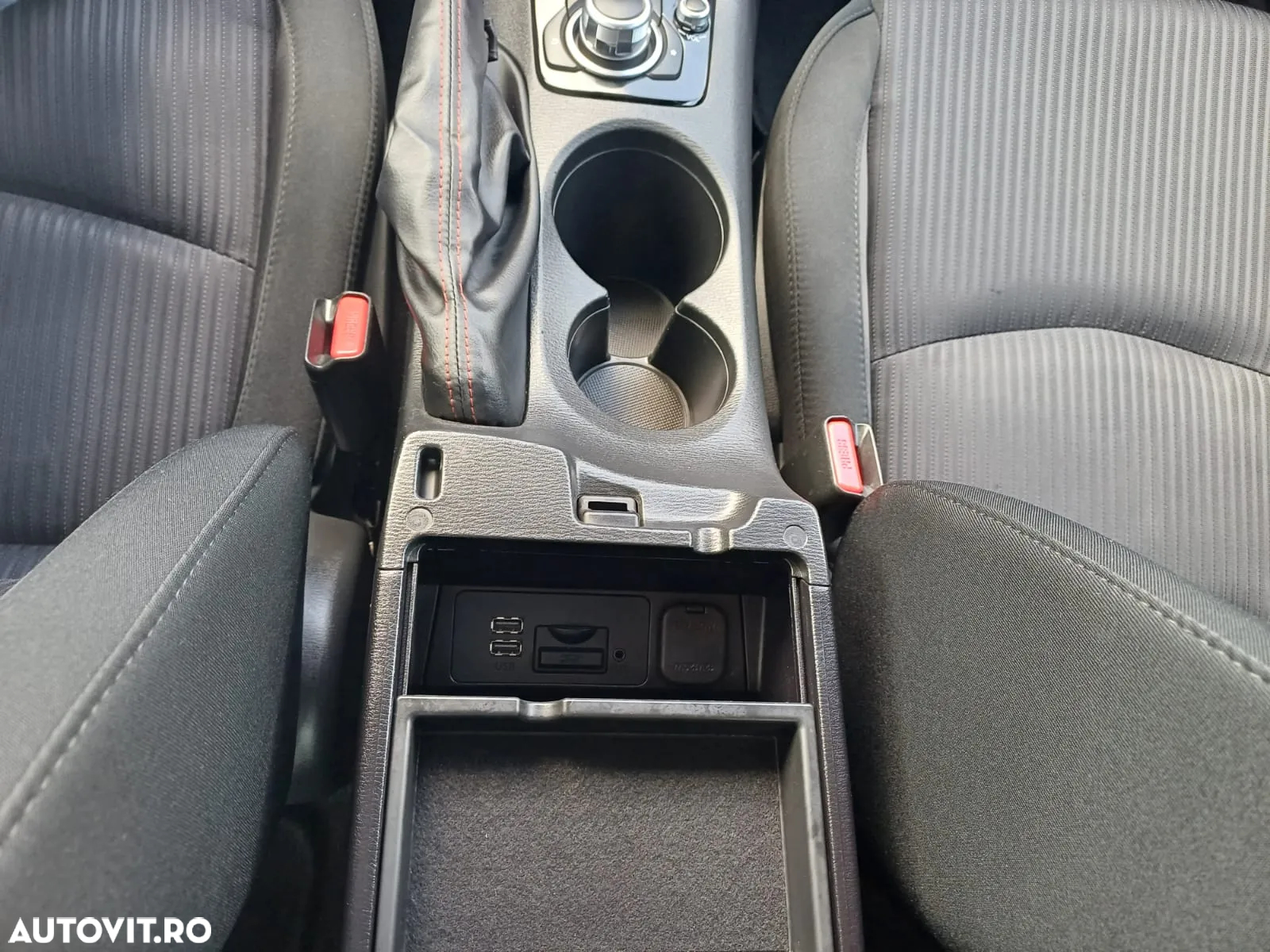 Mazda 3 G120 Attraction - 21