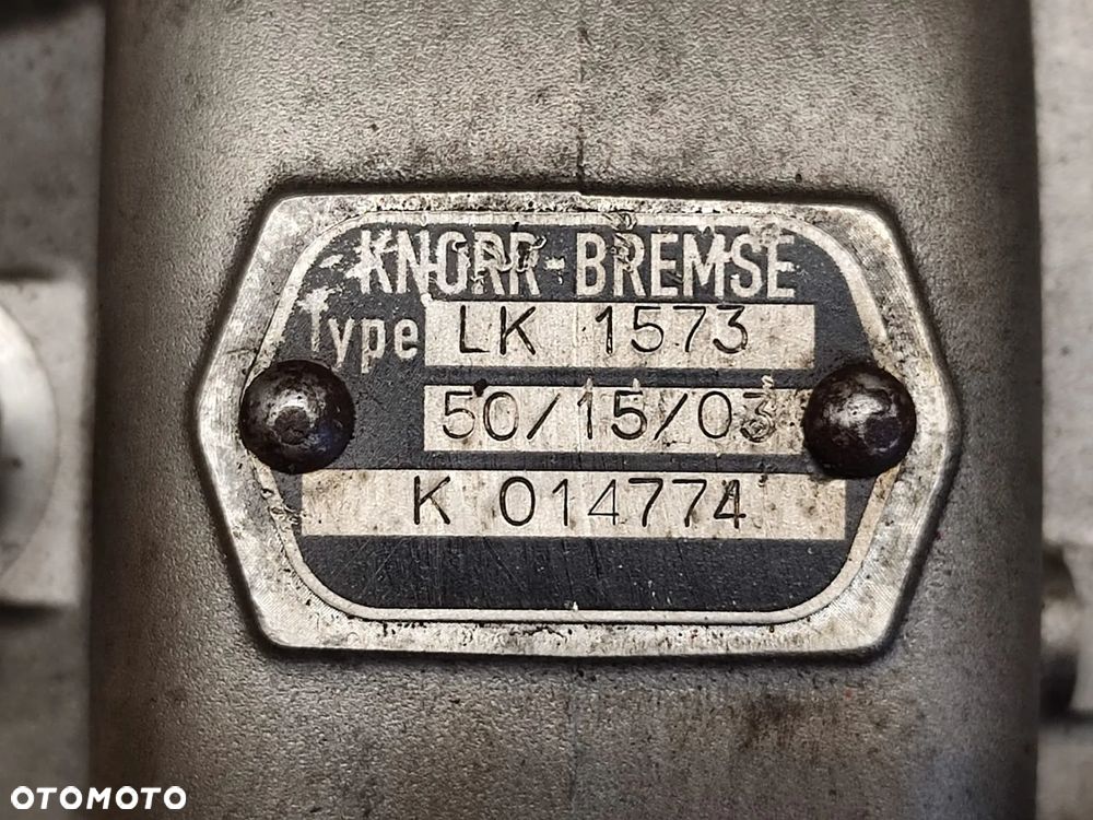 Układ pneumatyczny Kompresor K 014774  LK 1573 Valtra N 123 - 9