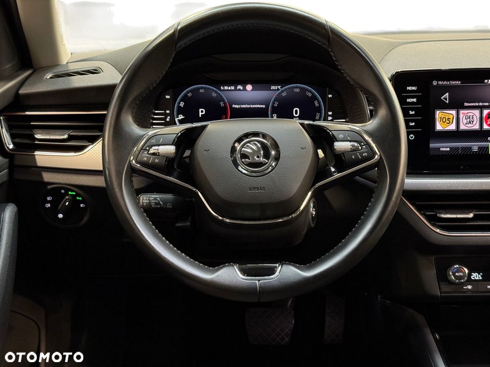 Skoda Kamiq 1.0 TSI Style DSG - 27