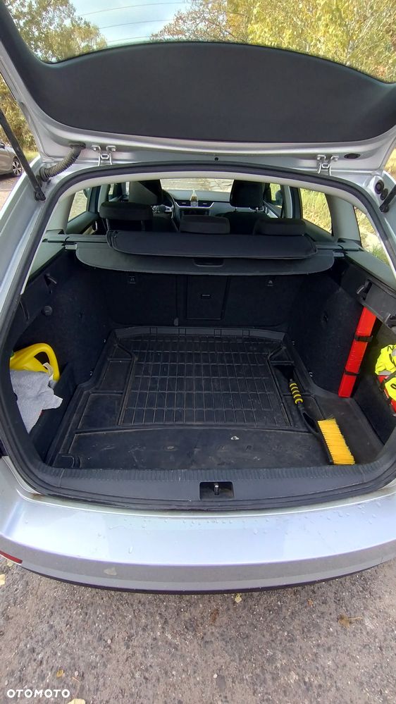 Skoda Octavia ver-1-6-tdi-ambition - 11