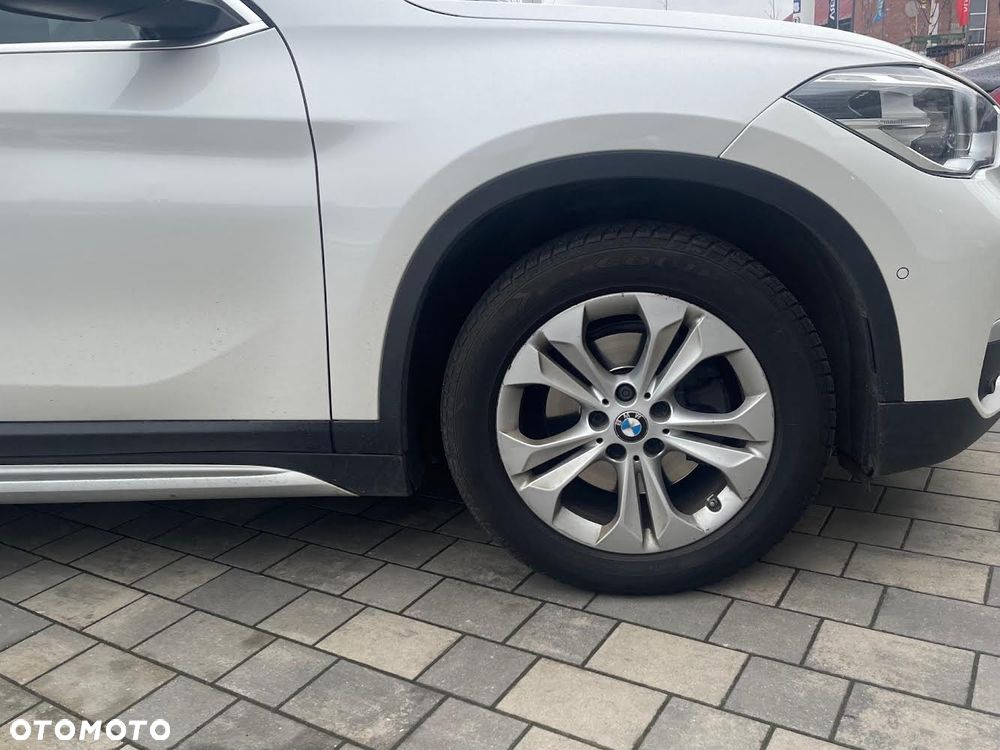BMW X1 sDrive18i Advantage - 20