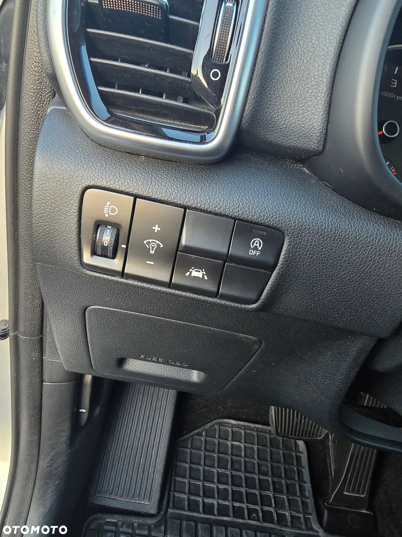 Kia Sportage 1.6 CRDI AWD DCT PLATINUM - 33