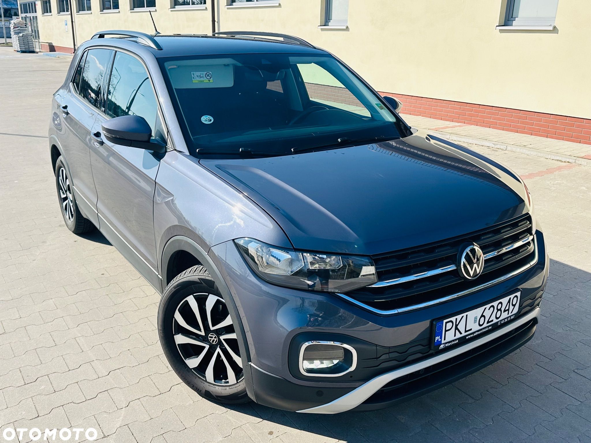 Volkswagen T-Cross 1.0 TSI Active DSG - 1