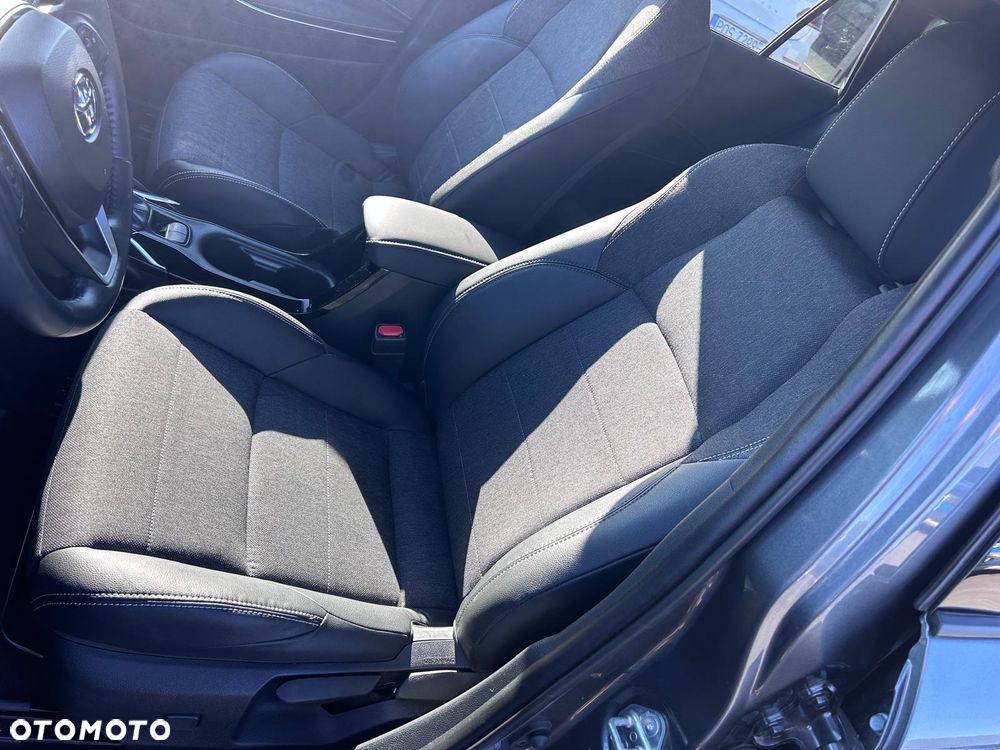 Toyota Corolla 1.8 Hybrid Executive - 14