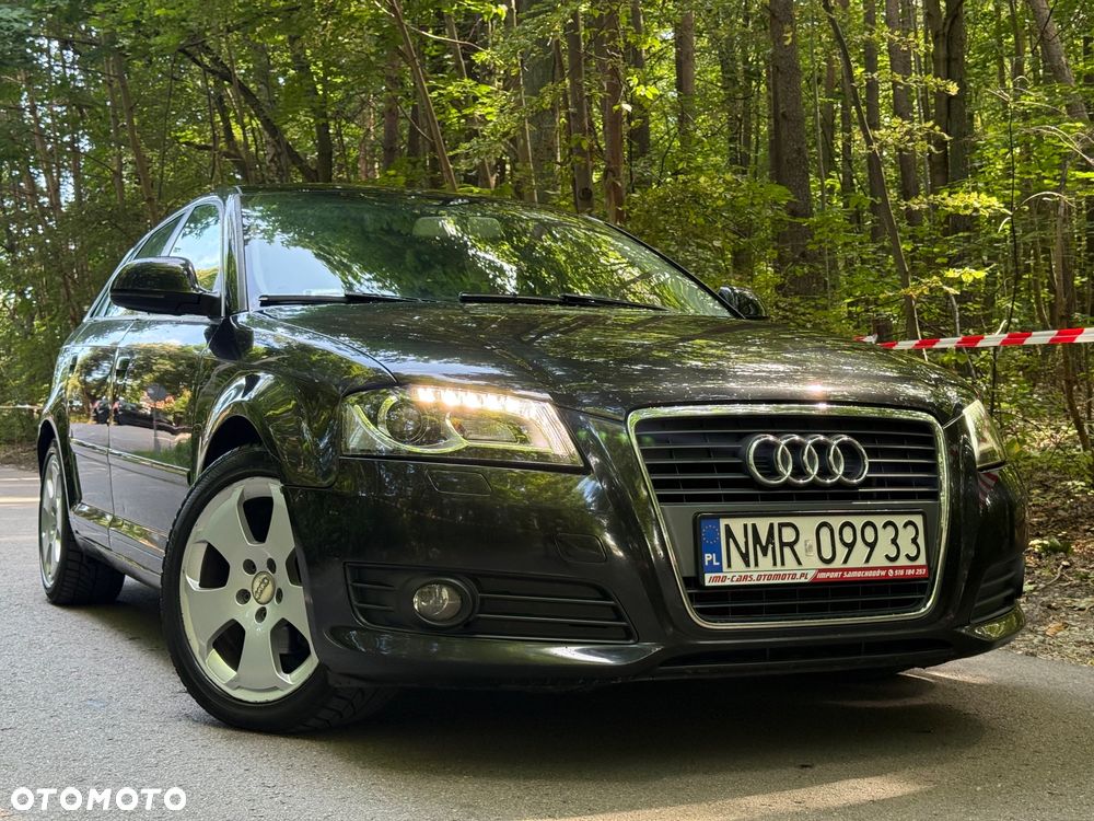 Audi A3 Sportback 2.0 TDI DPF Attraction - 4
