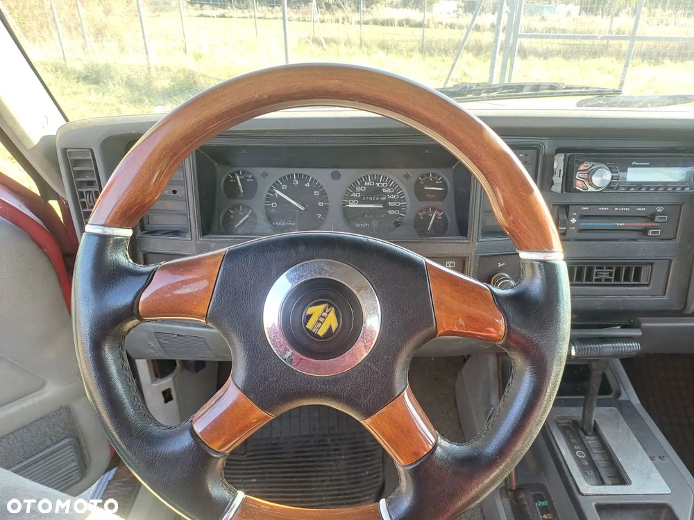 Jeep Cherokee 4.0 - 18