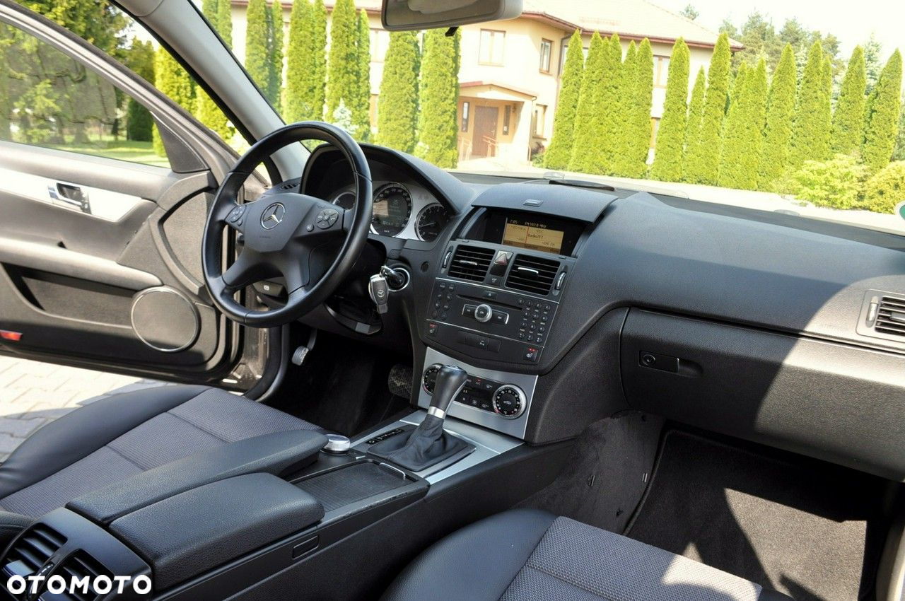 Mercedes-Benz Klasa C - 24