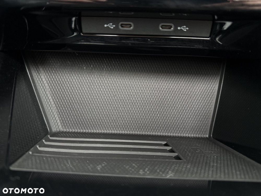 Volkswagen Golf - 23