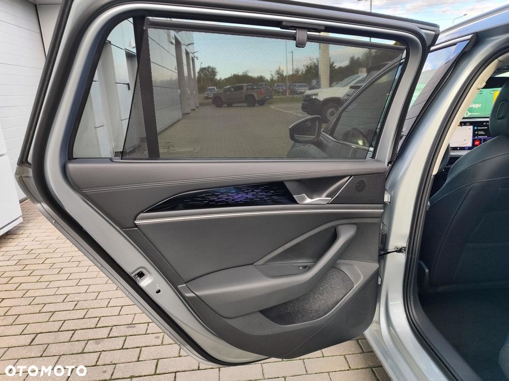 Volkswagen Passat Variant - 18