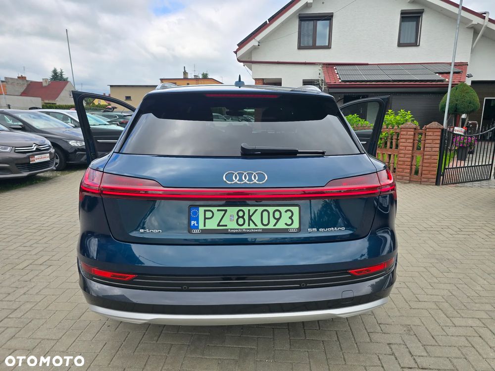 Audi e-tron - 24
