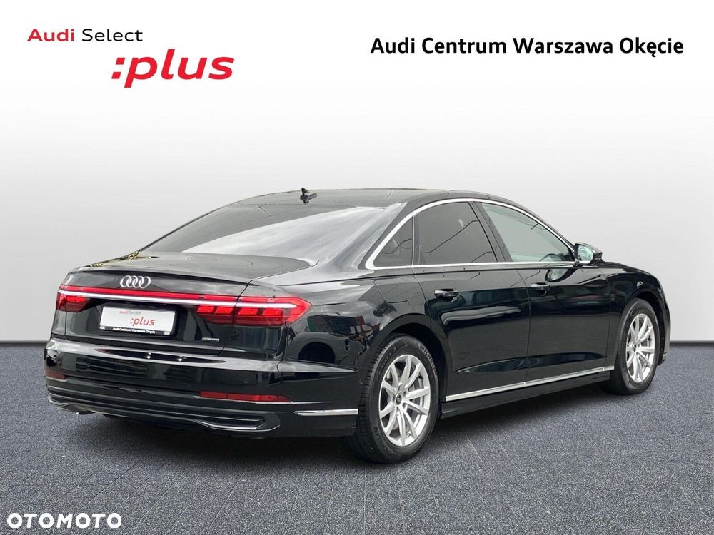 Audi A8 - 8