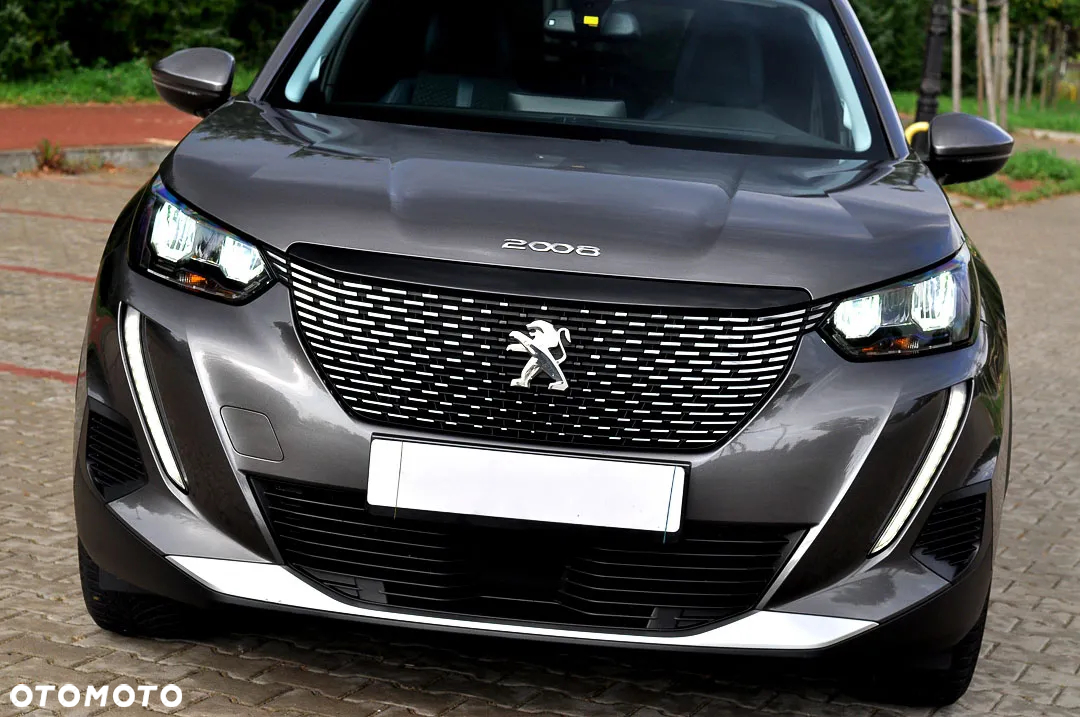 Peugeot 2008 BlueHDi 130 Allure S&S EAT8 - 12