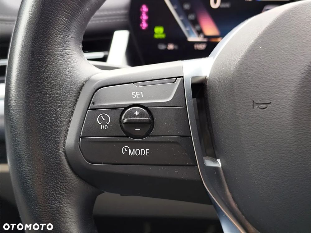 BMW iX1 xDrive30 66.5kWh xLine - 19