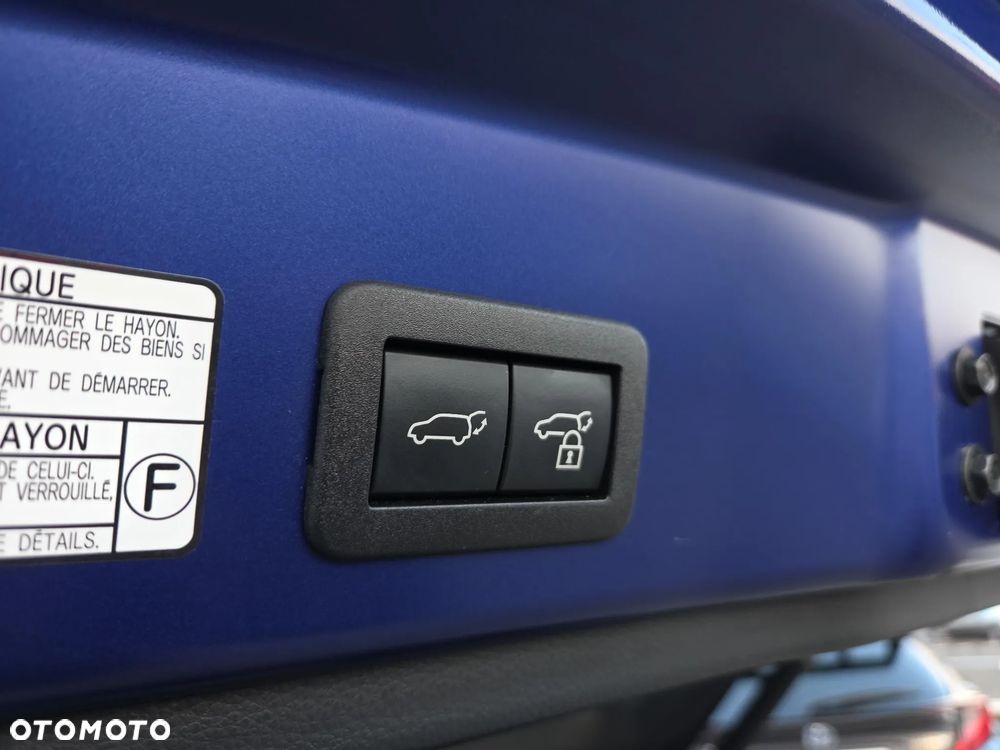 Toyota Corolla Cross 2.0 Hybrid Premiere Edition - 30