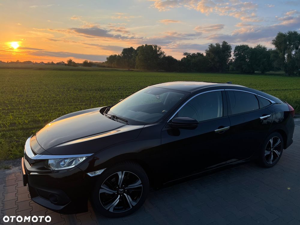 Honda Civic 1.5 T Elegance - 2