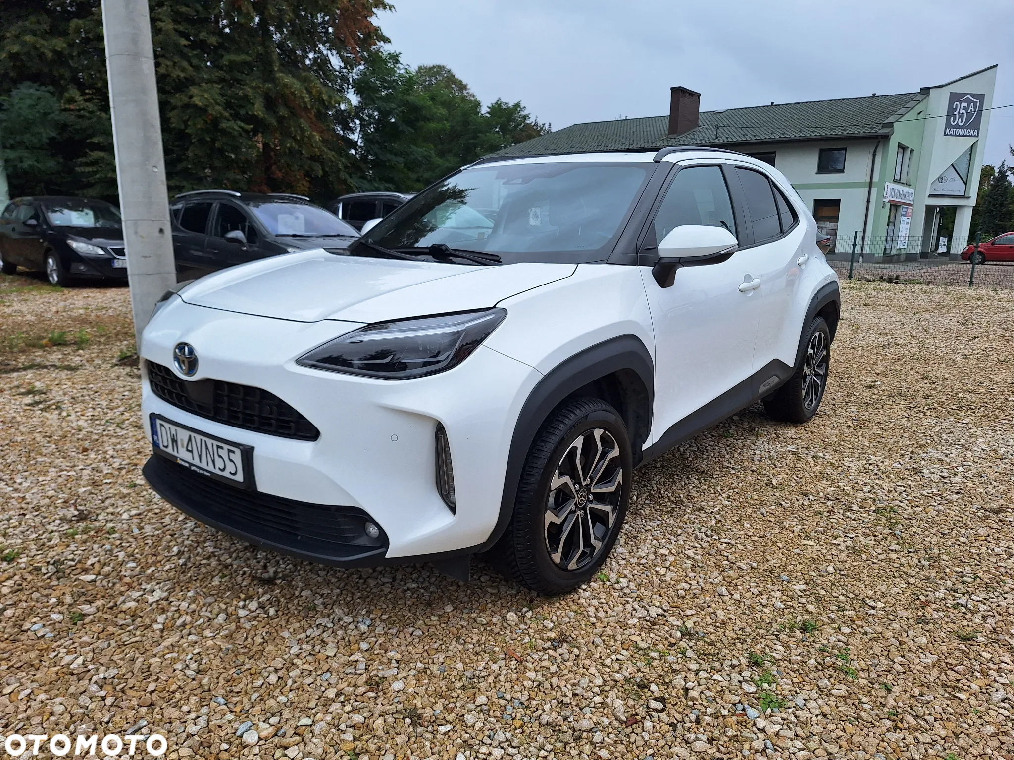 Toyota Yaris Cross Hybrid 1.5 Premiere Edition - 2