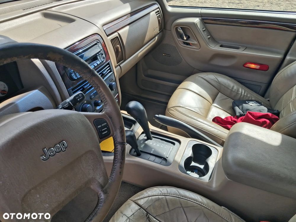 Jeep Grand Cherokee 4.7 Limited - 12