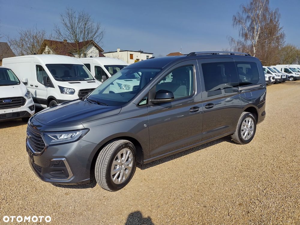 Ford Tourneo Connect Grand - 4