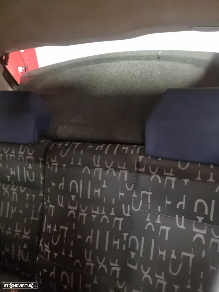 Fiat Punto 1.9 JTD 85 Emotion - 13