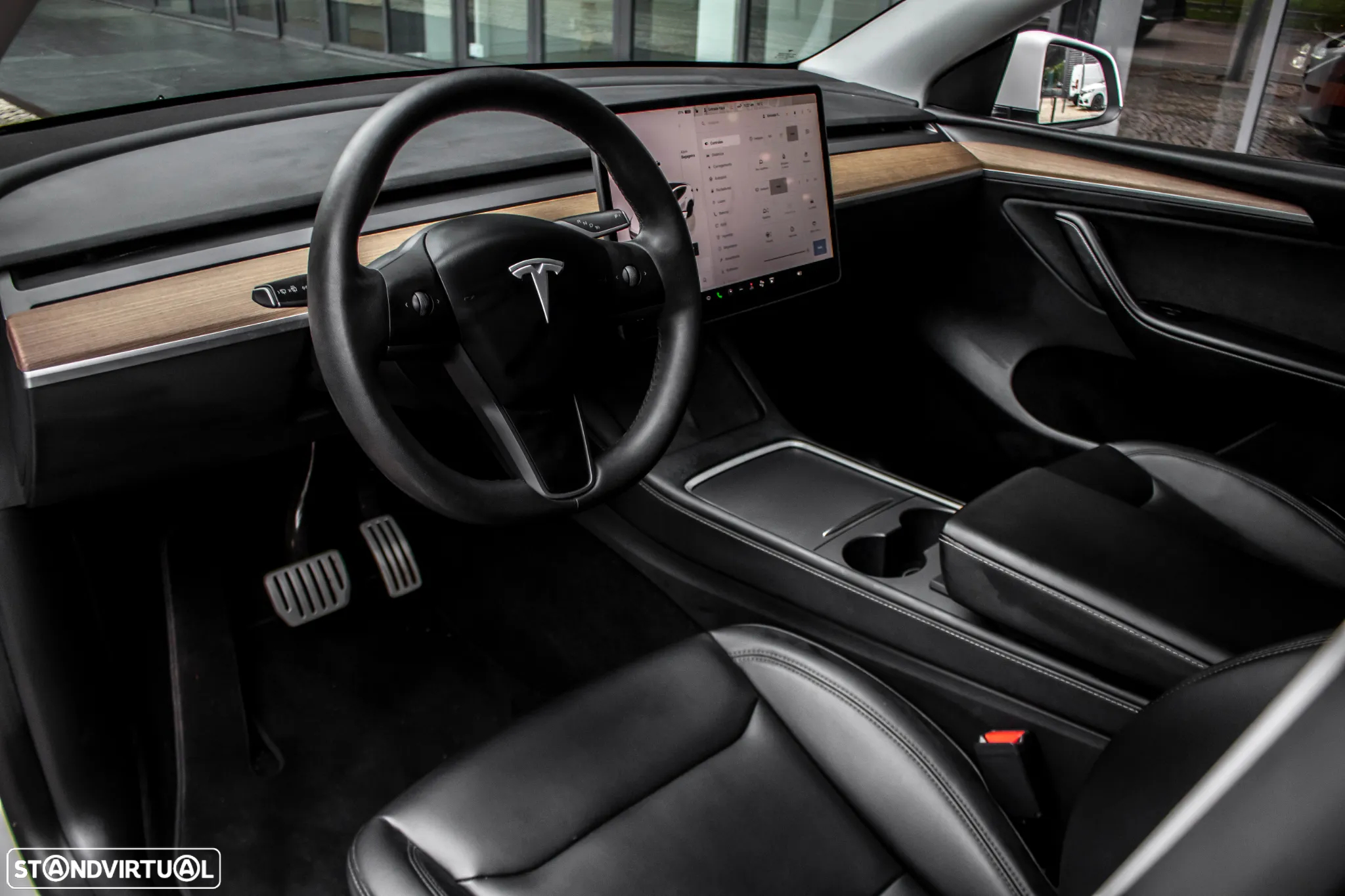 Tesla Model Y Performance Tração Integral - 21