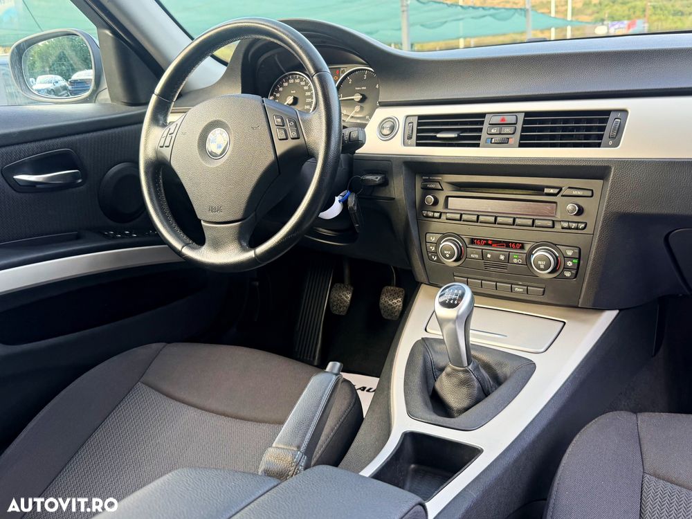 BMW Seria 3 318d DPF - 6
