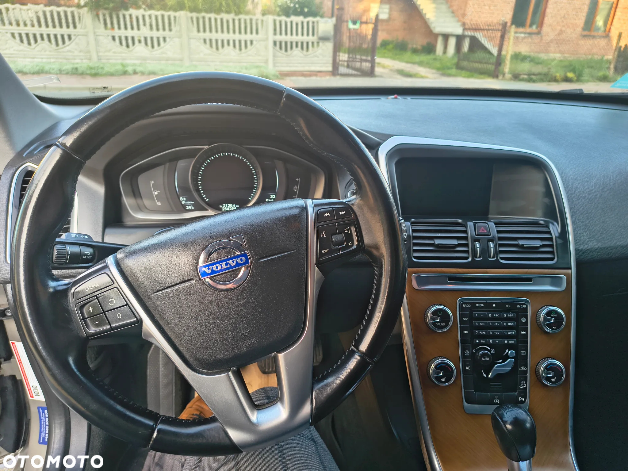 Volvo XC 60 D4 AWD Summum - 11