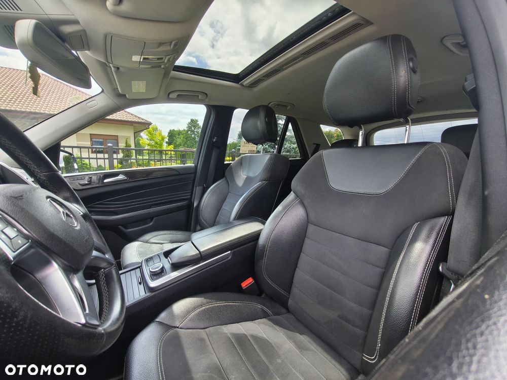 Mercedes-Benz ML 350 BlueTEC 4-Matic - 12
