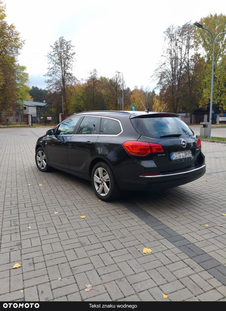 Opel Astra 2014 photo 5