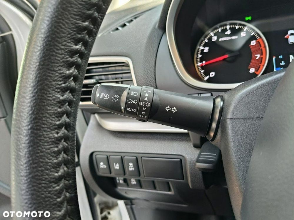 Mitsubishi Eclipse Cross - 18