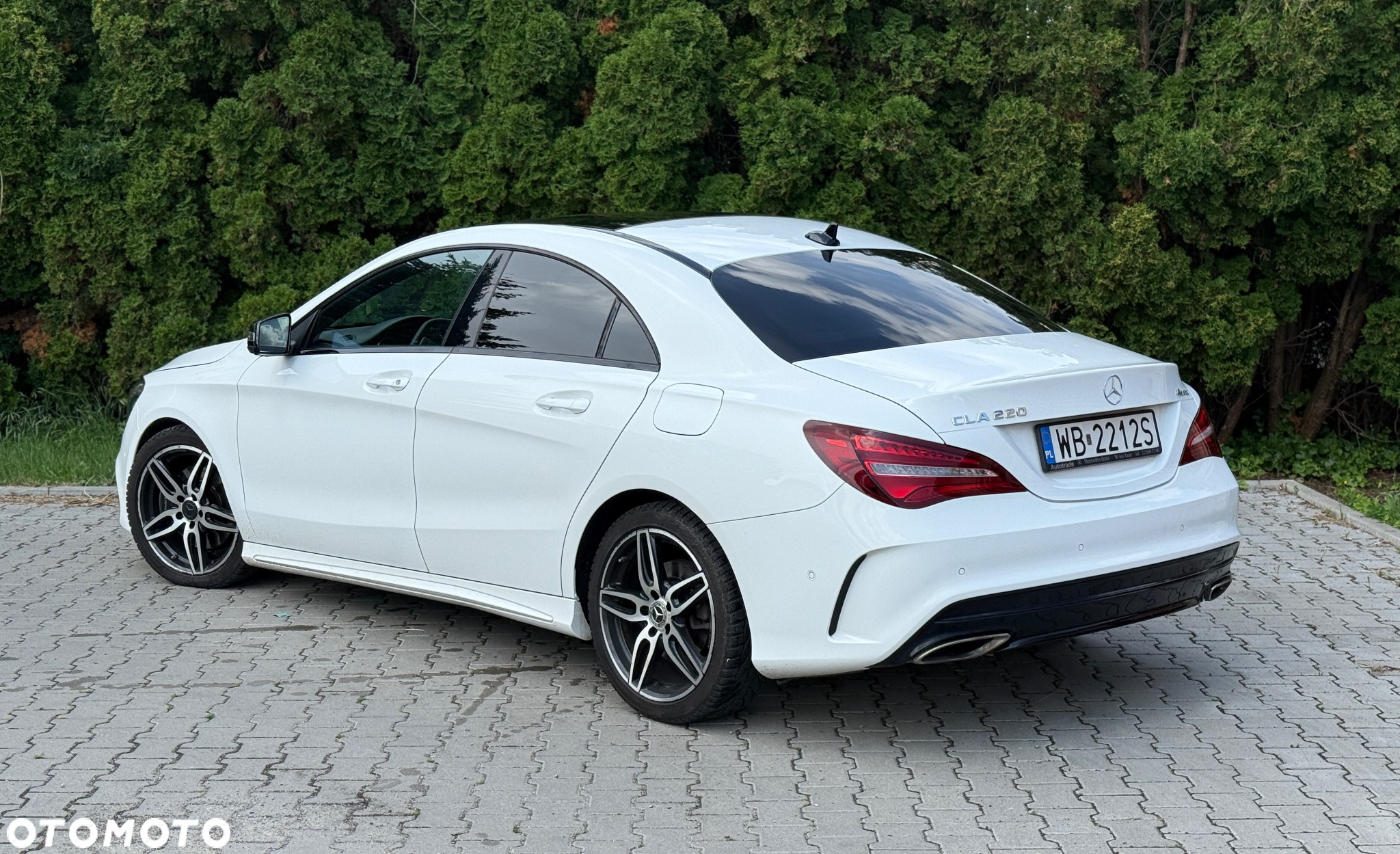 Mercedes-Benz CLA 220 4-Matic AMG Line - 2