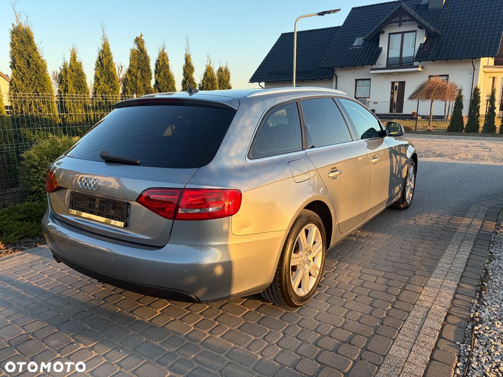 Audi A4 Avant 2.0 TDI DPF Ambiente - 8