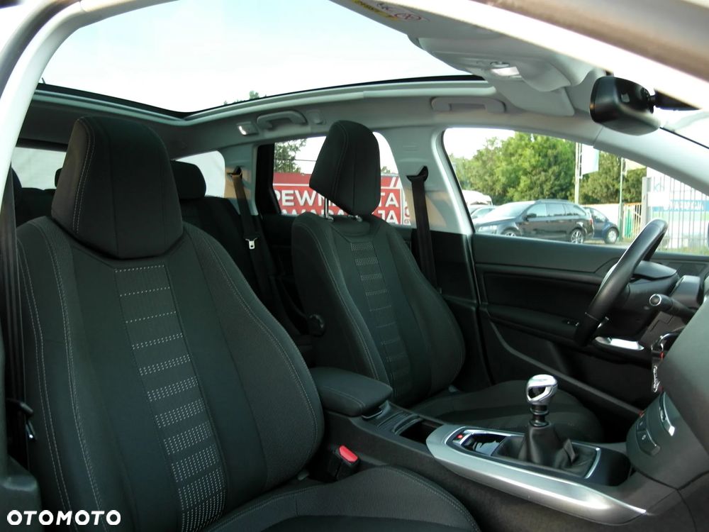 Peugeot 308 PureTech 130 Stop & Start Allure - 19