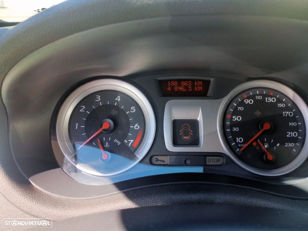 Renault Clio 1.2 16V Dynamique - 15