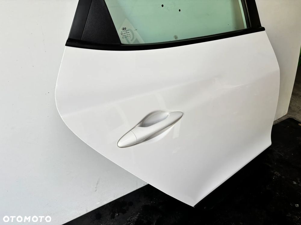 Drzwi kompletne prawy tył tylne Hyundai ix35 2014r. LIFT TCW - 3