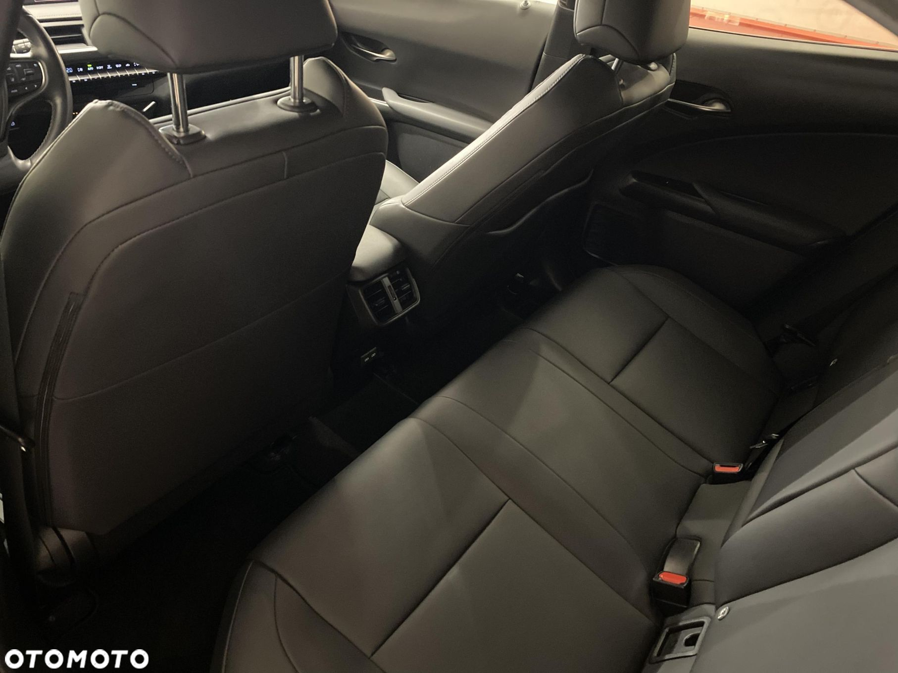 Lexus UX 250h GPF F Impression 2WD - 10