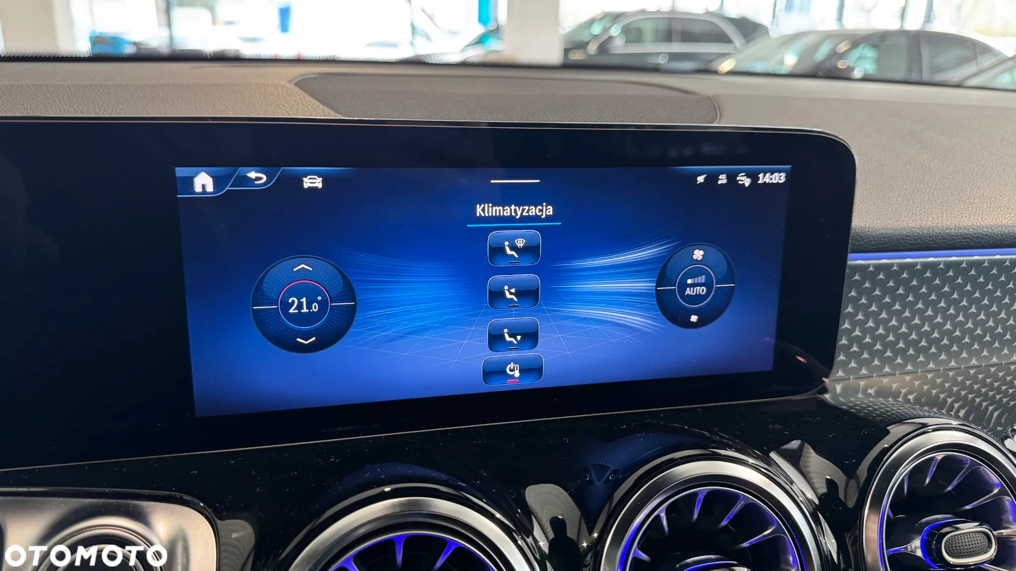 Mercedes-Benz GLB 200 Progressive 7G-DCT - 23