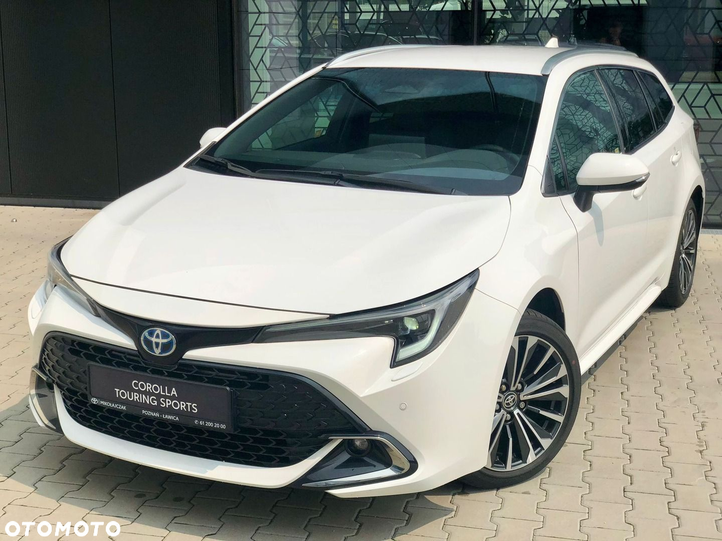 Toyota Corolla - 10