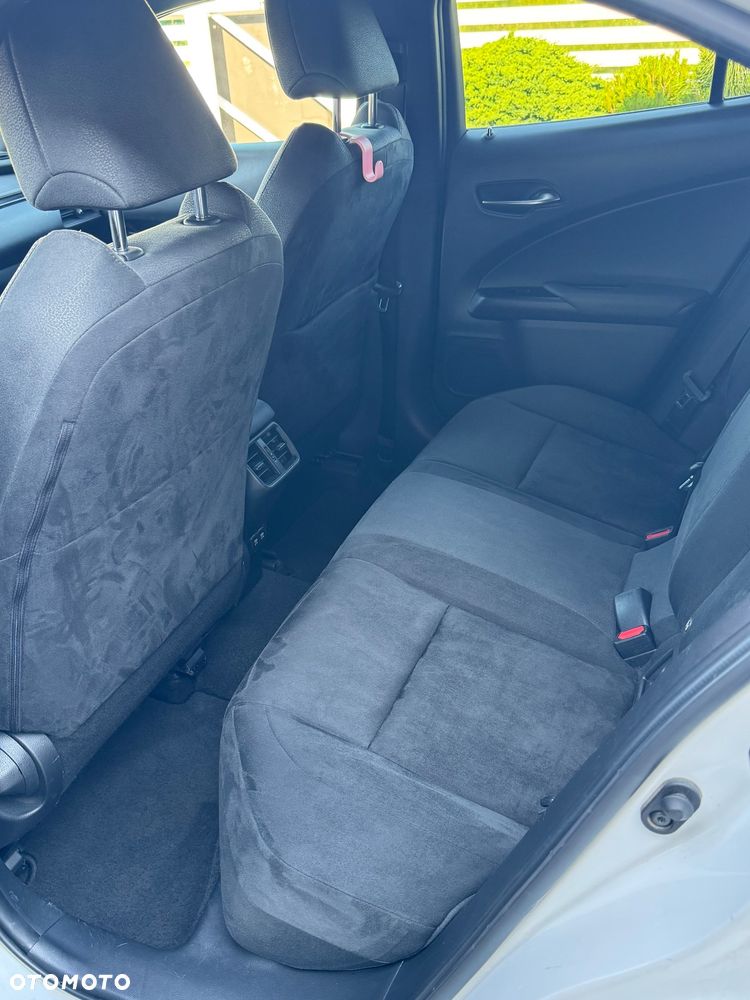 Lexus UX 200 GPF Business 2WD - 11