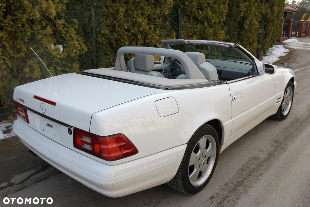 Mercedes-Benz SL - 1