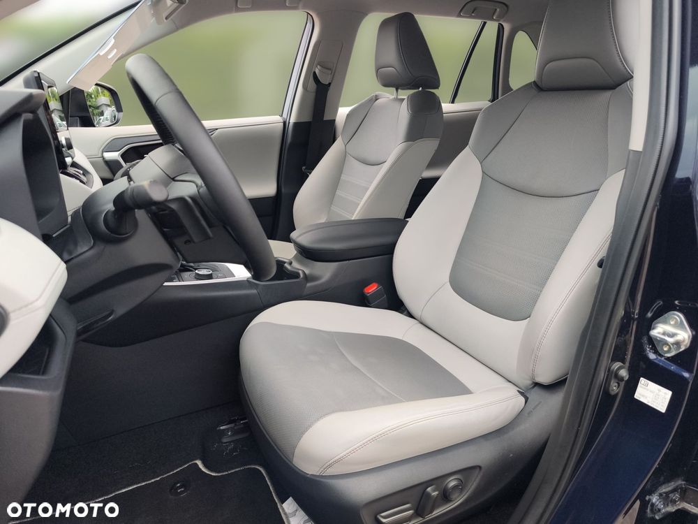 Toyota RAV4 - 17