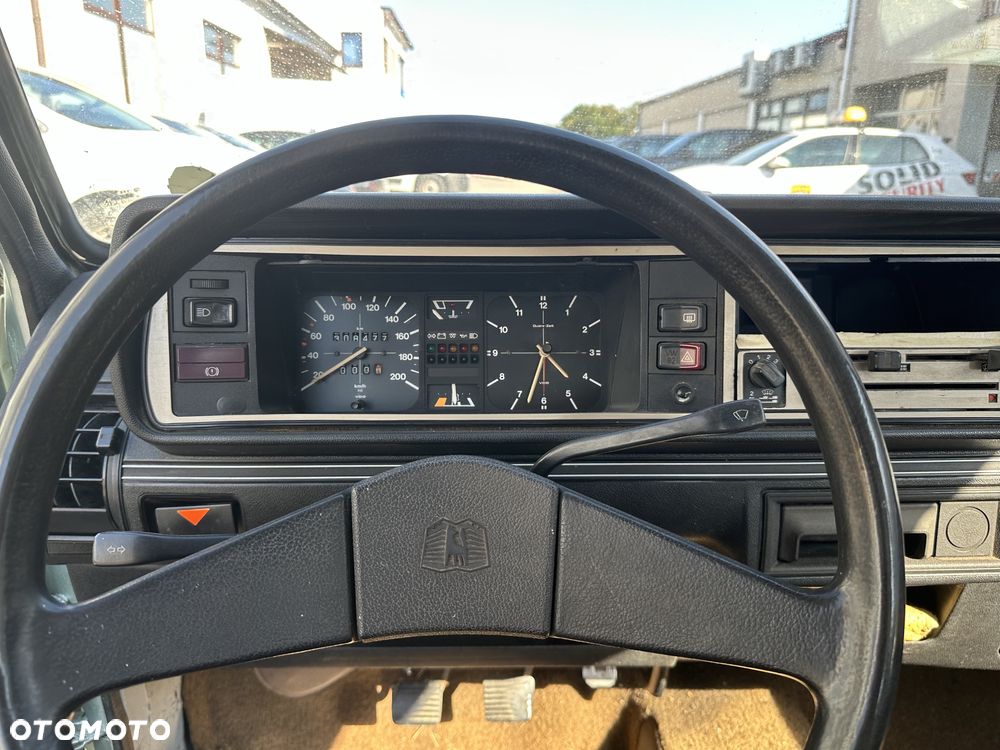 Volkswagen Jetta - 5