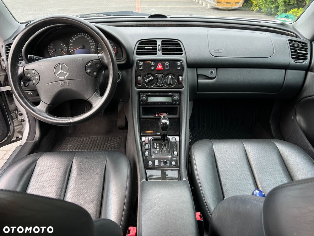 Mercedes-Benz CLK - 15