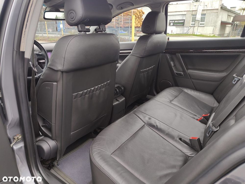 Opel Vectra 2.2 DTI - 12