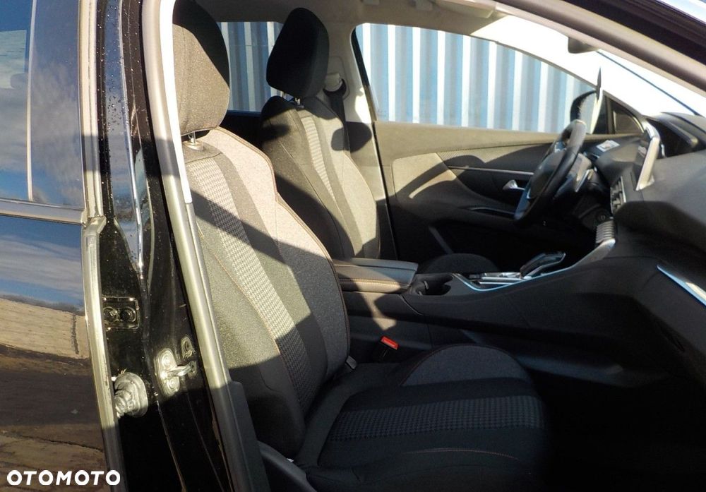 Peugeot 5008 - 11