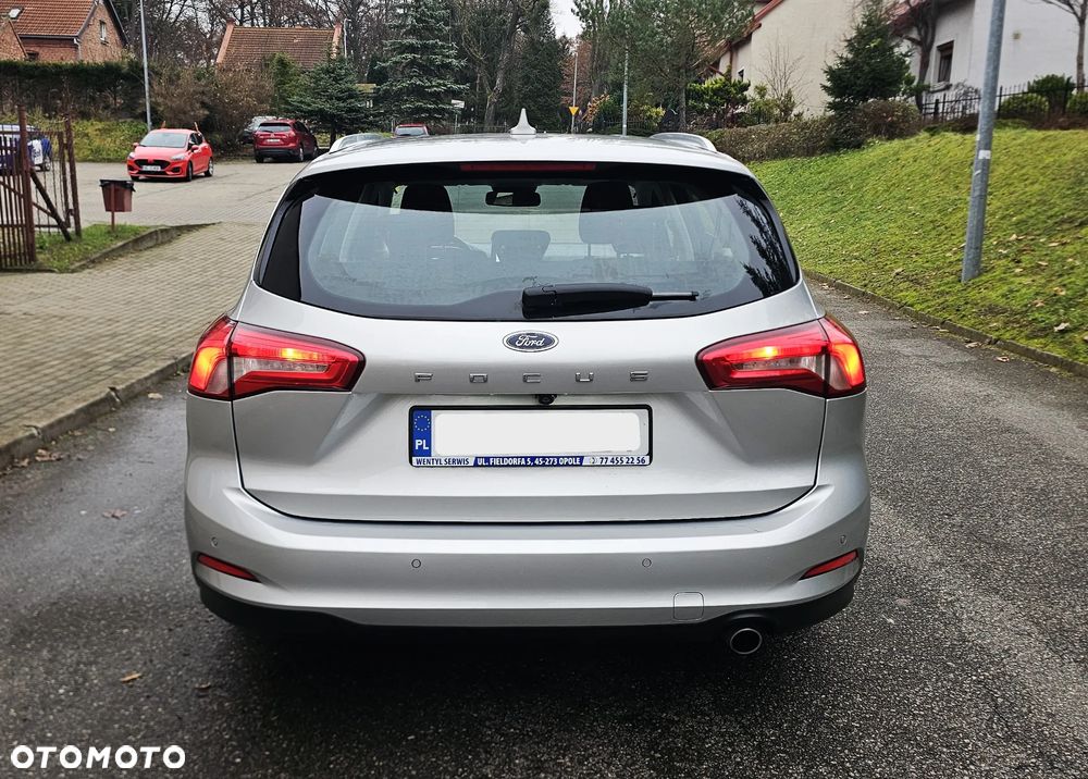Ford Focus 1.5 EcoBlue SCR Connected - 4